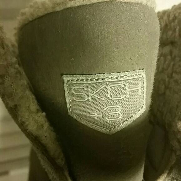 Sketchers Gray Faux Fur Lined Boot. 11M - Picture 4 of 6